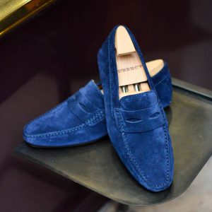 Arsène en daim marine (Archives)