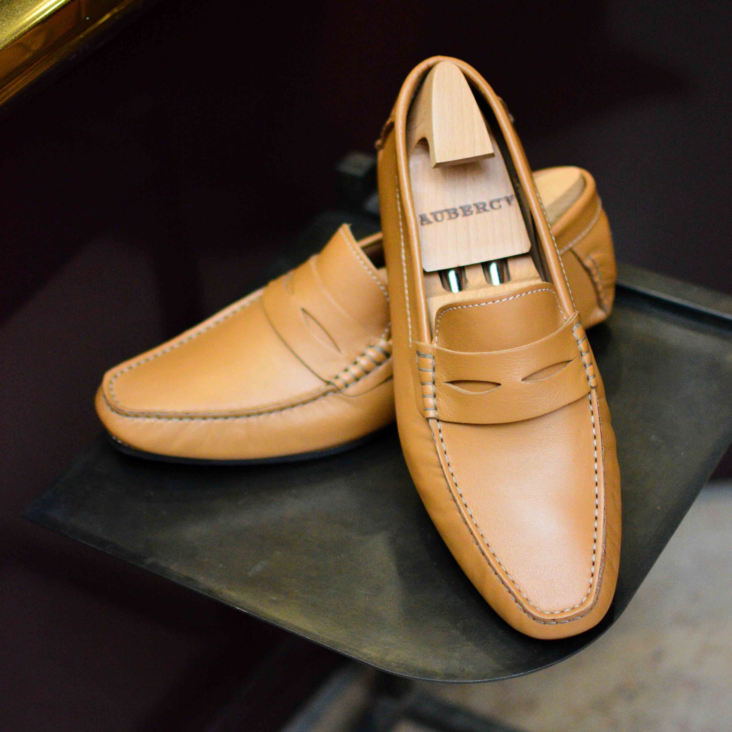 Arsène en cuir beige (Archives) – Image 2