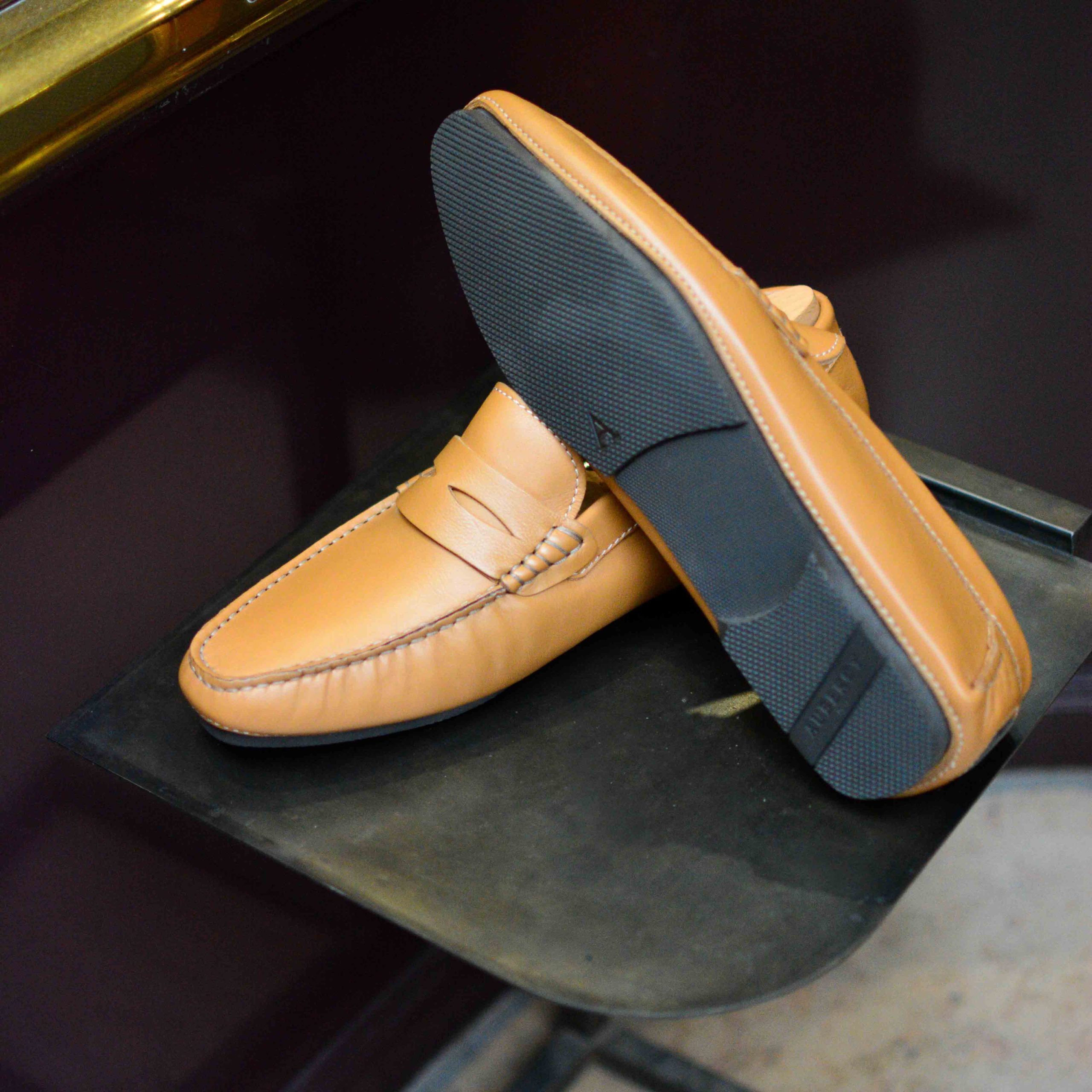 Arsène en cuir beige (Archives) – Image 4