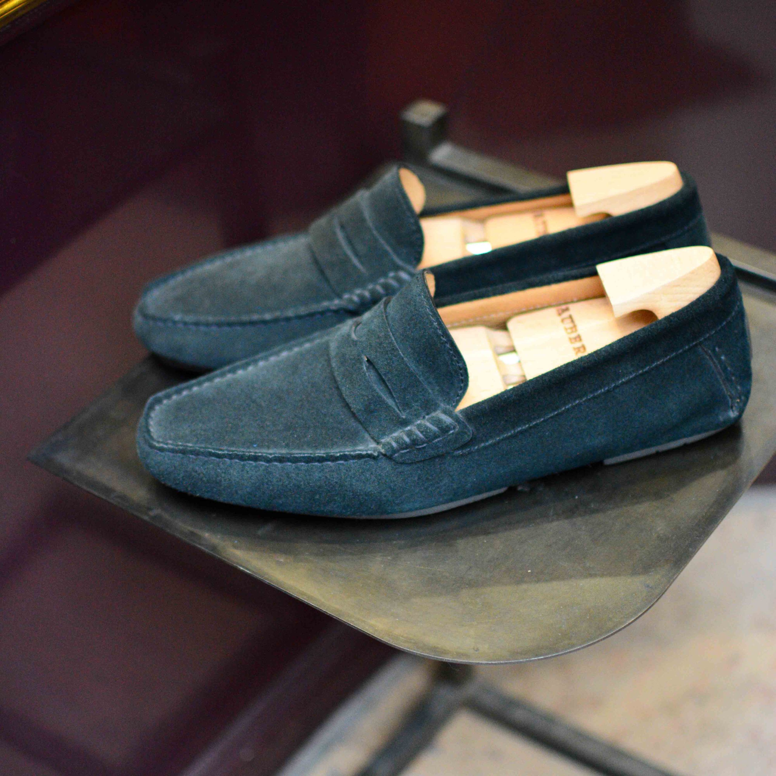 Arsène en daim gris (Archives) – Image 3