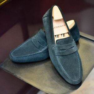 Arsène en daim gris (Archives)