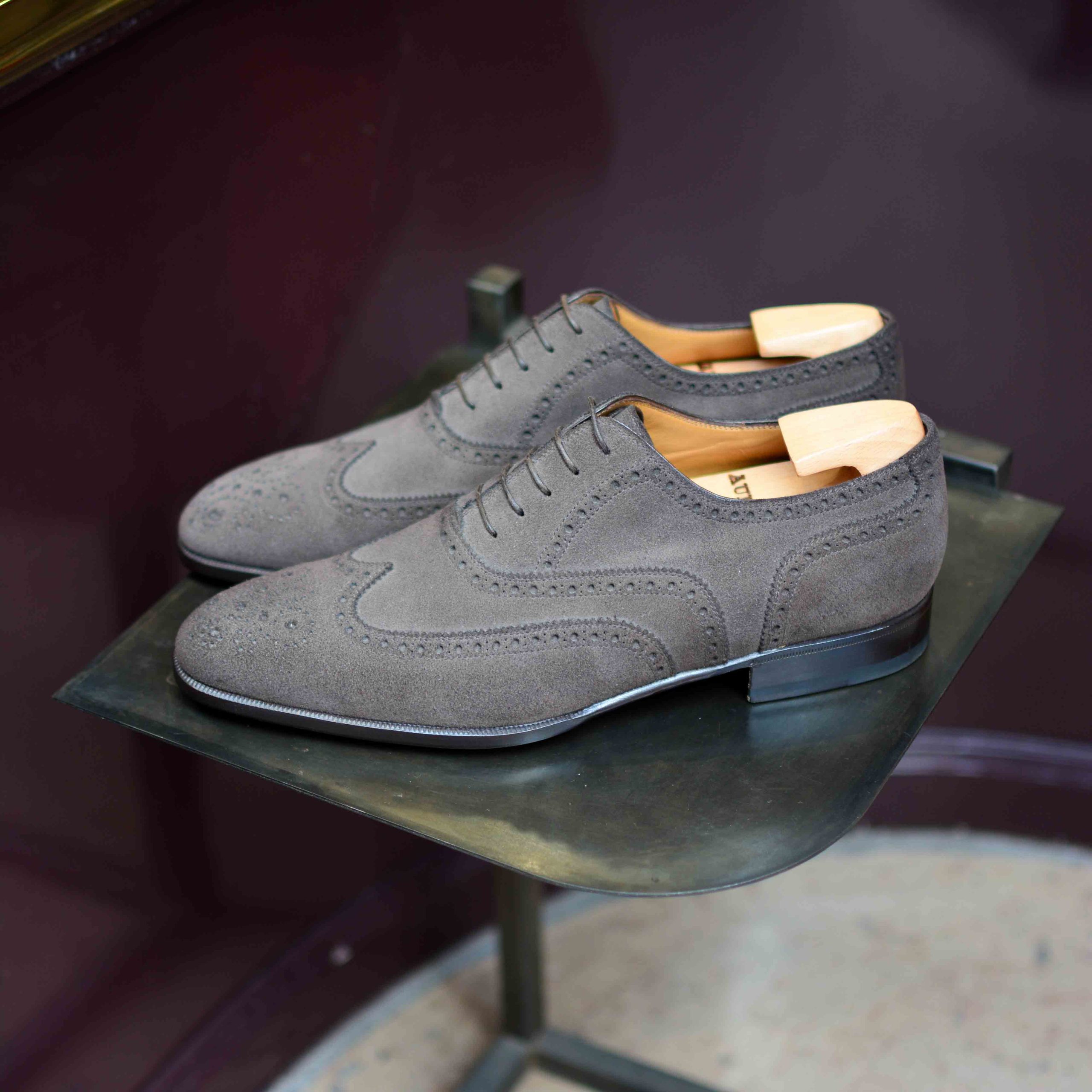 Edward en veau-velours marron - Archives – Image 3