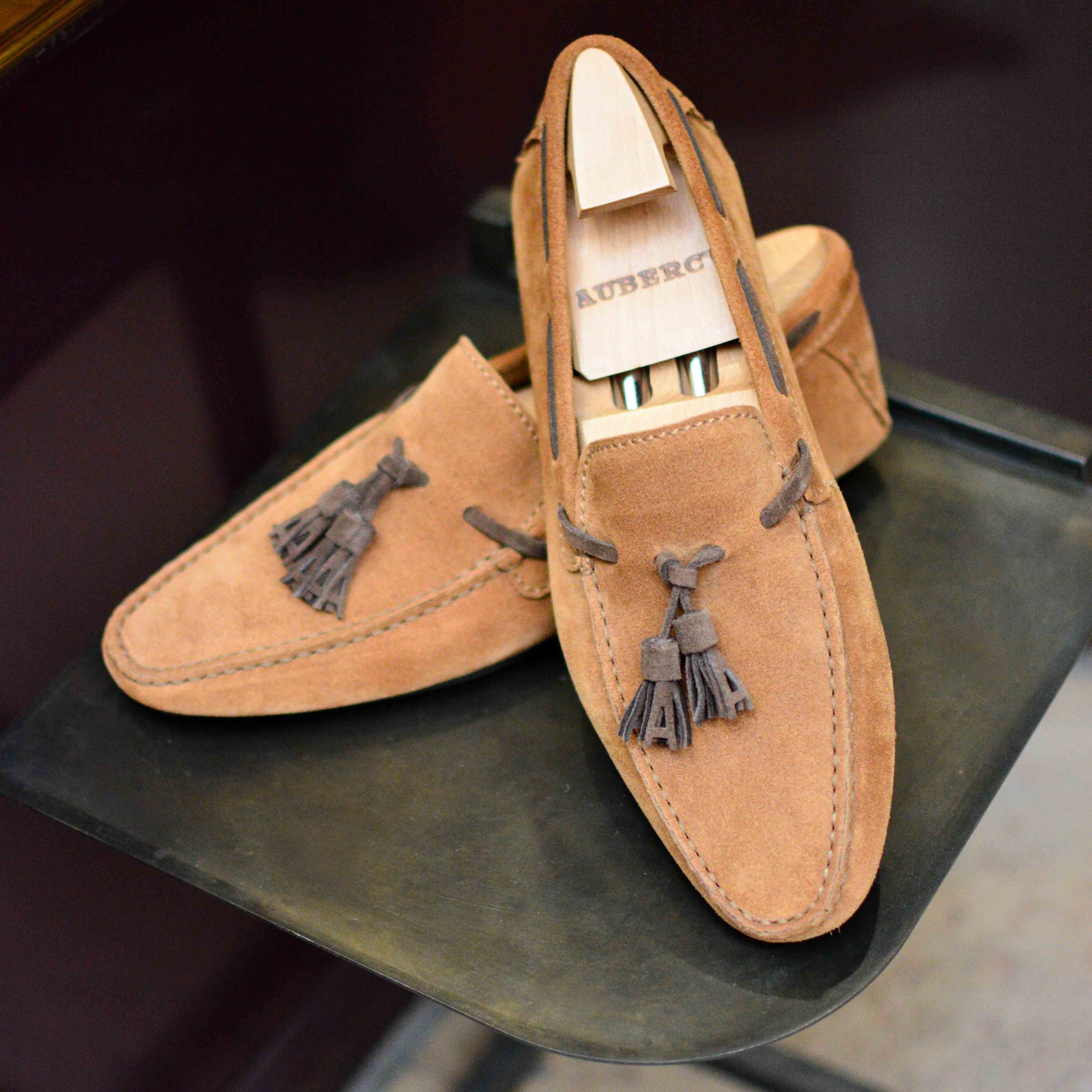 Flavio en daim marron (Archives) – Image 2