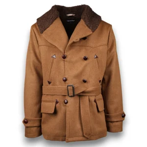 "La Canadienne" Mantel