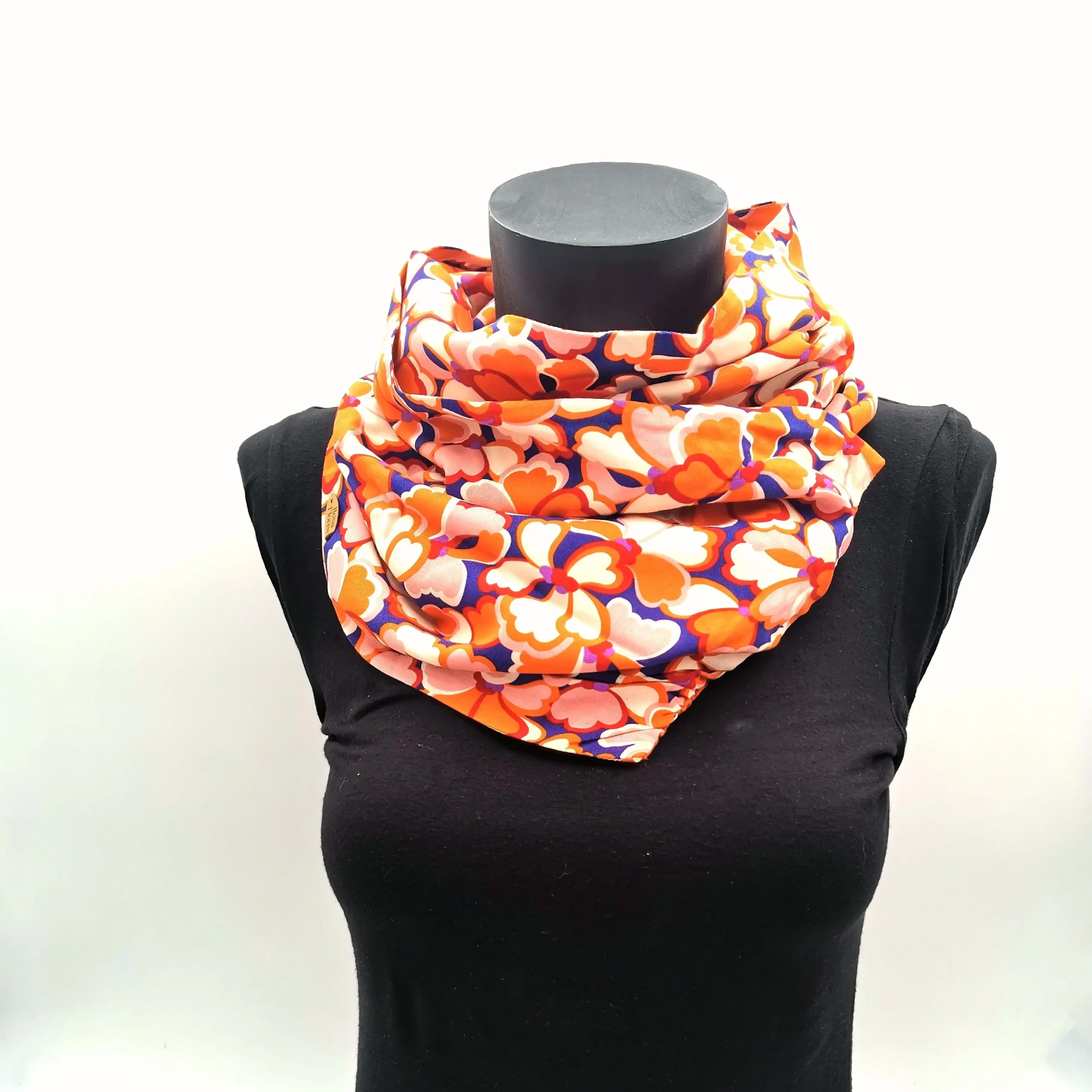 Foulard à pression en viscose – Image 2