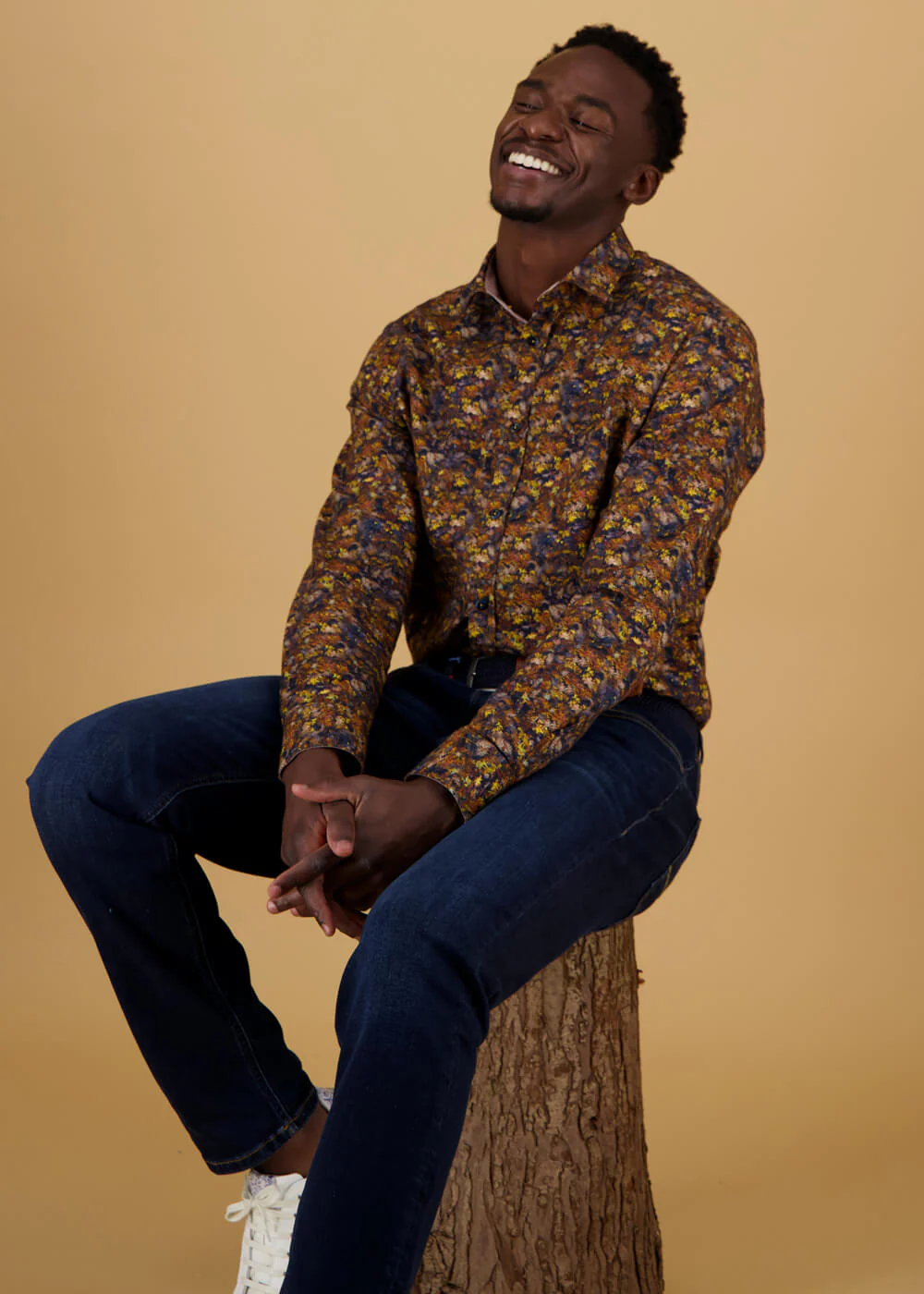 A Fish Named Fred Chemise Feuilles de Forêt Brun – Image 3