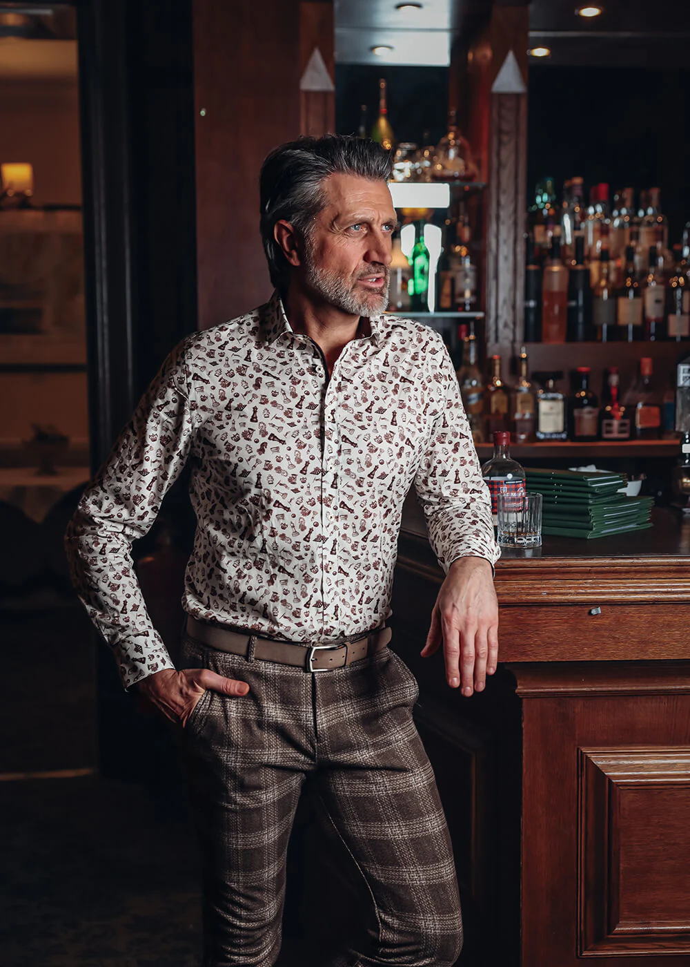 Chemise A Fish Named Fred Échecs Brun – Image 4