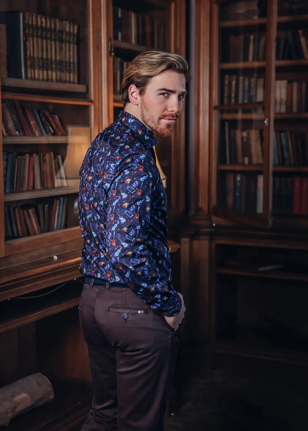 T-shirt Musique à Guitares Variées A Fish Named Fred Marine – Image 4